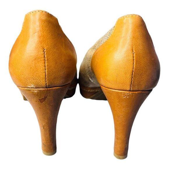 ANTHROPOLOGIE SCHULER and Sons Philadelphia Leather Metallic Gold Pumps High Hee - Picture 7 of 10